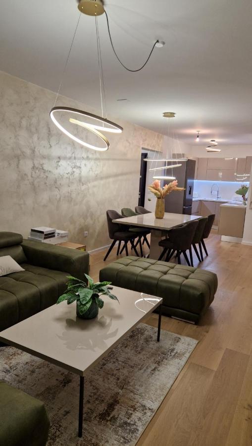 Capsula Luxury Apartment Umag Exterior foto