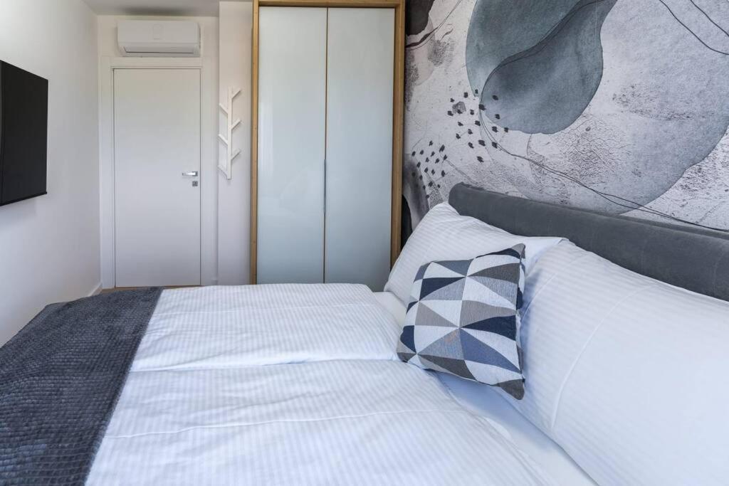 Capsula Luxury Apartment Umag Exterior foto