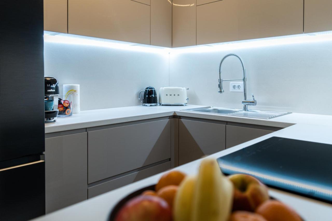 Capsula Luxury Apartment Umag Exterior foto